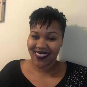 Meet your Posher, Jenelle